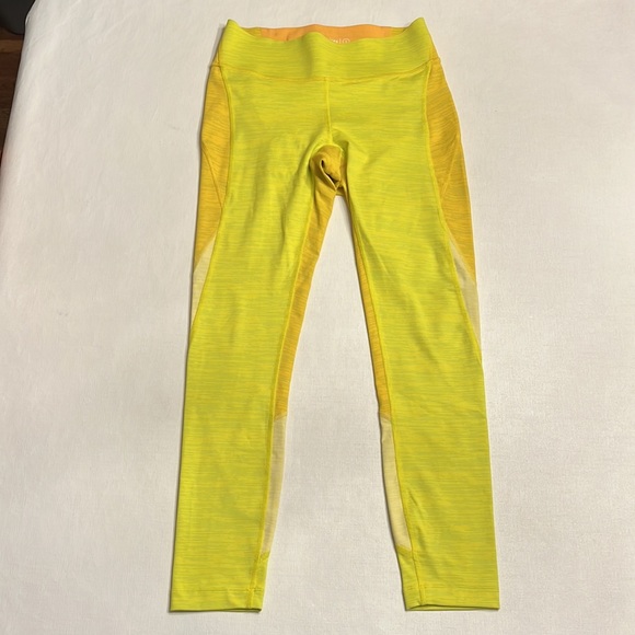 4. Outdoor Voices Sweat Tech Leggings & Sport Bra Set Yellow - Picture 7 of 9